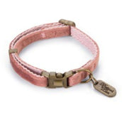 Designed by Lotte Collier à Chat Velura Velours Rose Designed by Lotte Collier à Chat Velura Velours Rose