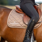Equestrian Stockholm Tapis de Selle Line de Saut Champagne Equestrian Stockholm Tapis de Selle Line de Saut Champagne