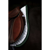 Equestrian Stockholm Tapis de Selle Modern de Saut Blanc/Sycamore Green Equestrian Stockholm Tapis de Selle Modern de Saut Blanc/Sycamore Green