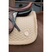 Kentucky Horsewear Tapis de Selle Fake Fur Onion Quilt de Saut Beige Kentucky Horsewear Tapis de Selle Fake Fur Onion Quilt de Saut Beige
