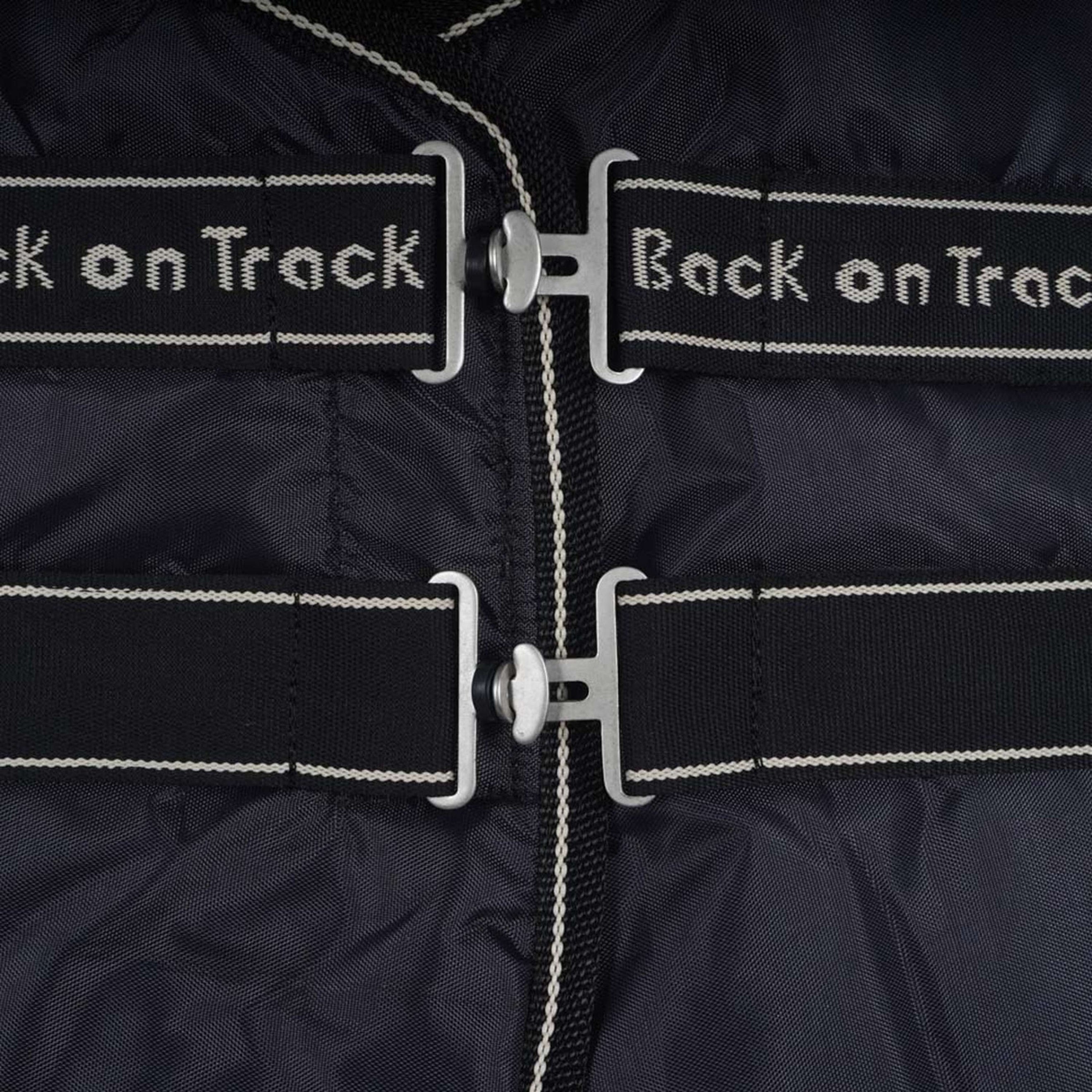 Back on Track Couverture d'Écurie Millie 100g Noir Back on Track Couverture d'Écurie Millie 100g Noir