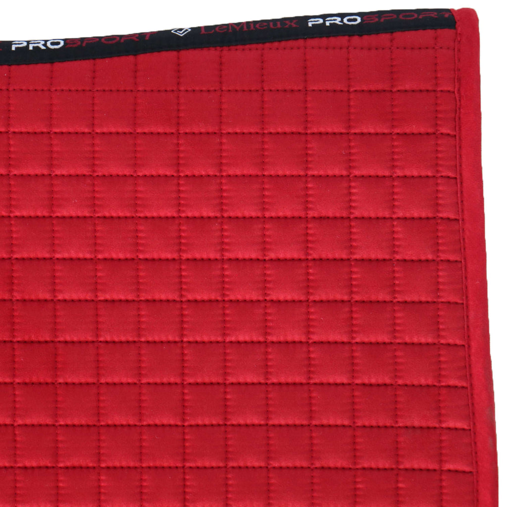 LeMieux Tapis de Selle Luxury Square Polyvalent Chilli Red