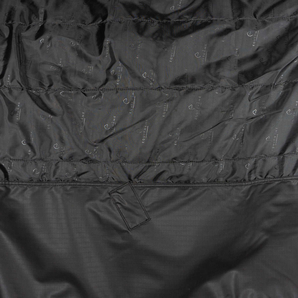 EQUITHÈME Couverture d'Extérieur Tyrex 600D Standard 150g Noir
