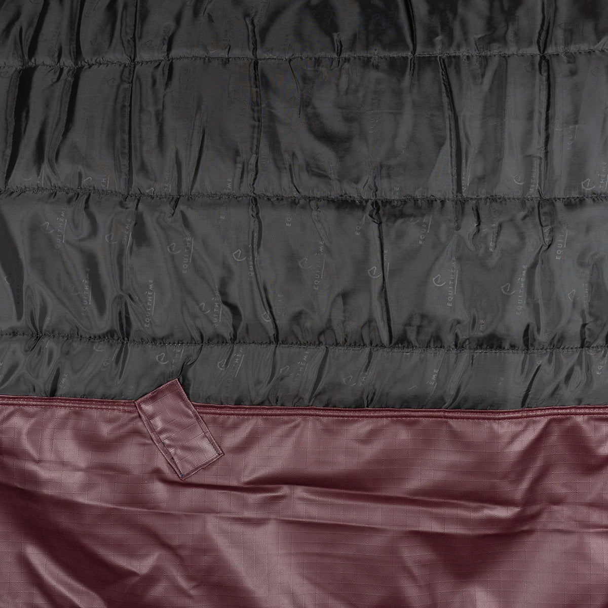 EQUITHÈME Couverture d'Extérieur Tyrex 1200D 50g Standard Bordeaux