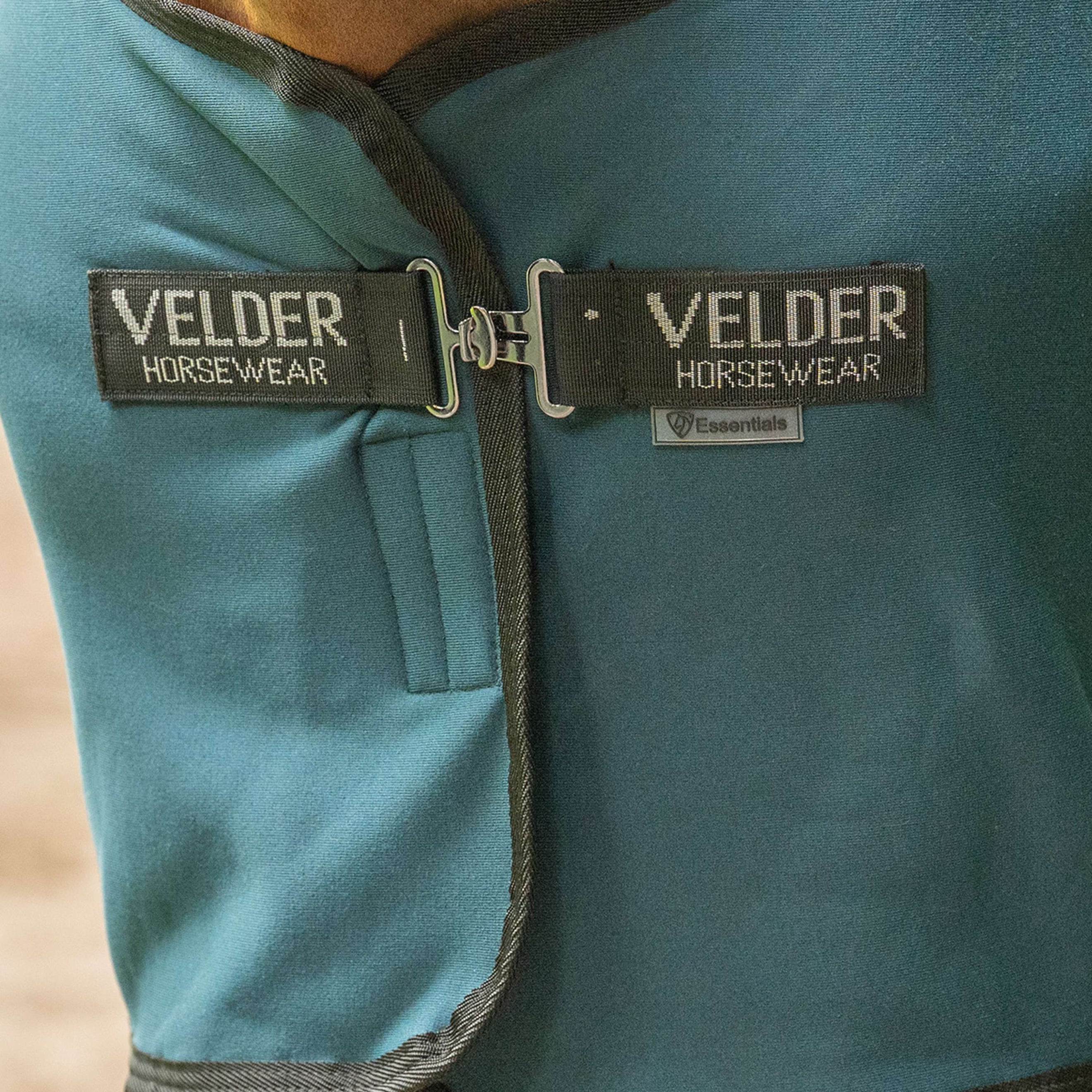 Velder Horsewear Essentials Cooler Rug Emerald Green Velder Horsewear Essentials Cooler Rug Emerald Green