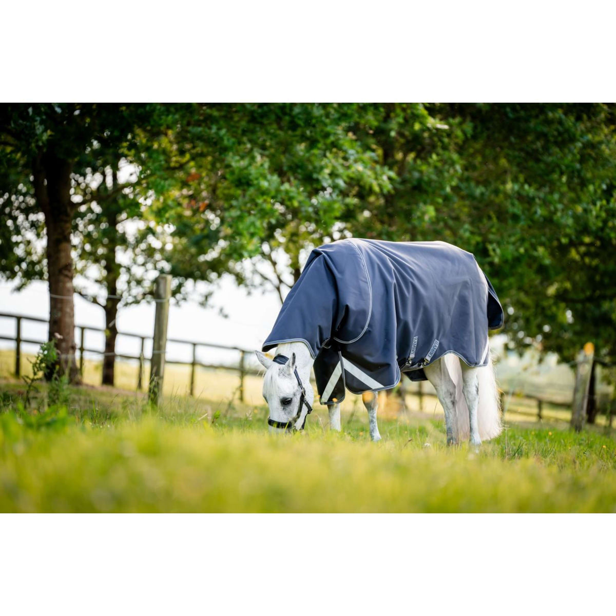 Rambo Chemise Turnout 1680D Plus 100g Bleu marine/Gris orage/Argent