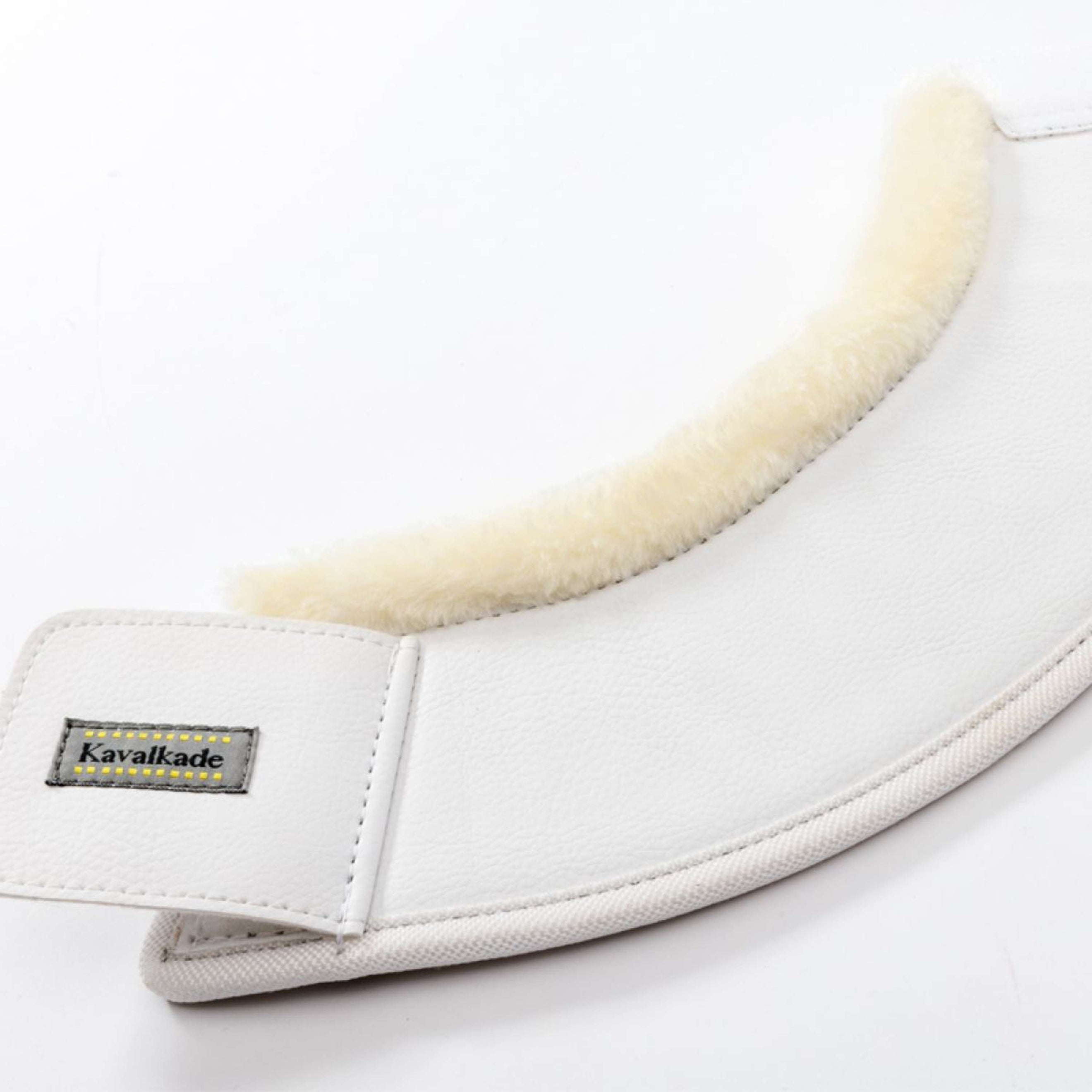 Kavalkade Cloches d'Obstacles avec Fausse Fourrure Blanc Kavalkade Cloches d'Obstacles avec Fausse Fourrure Blanc
