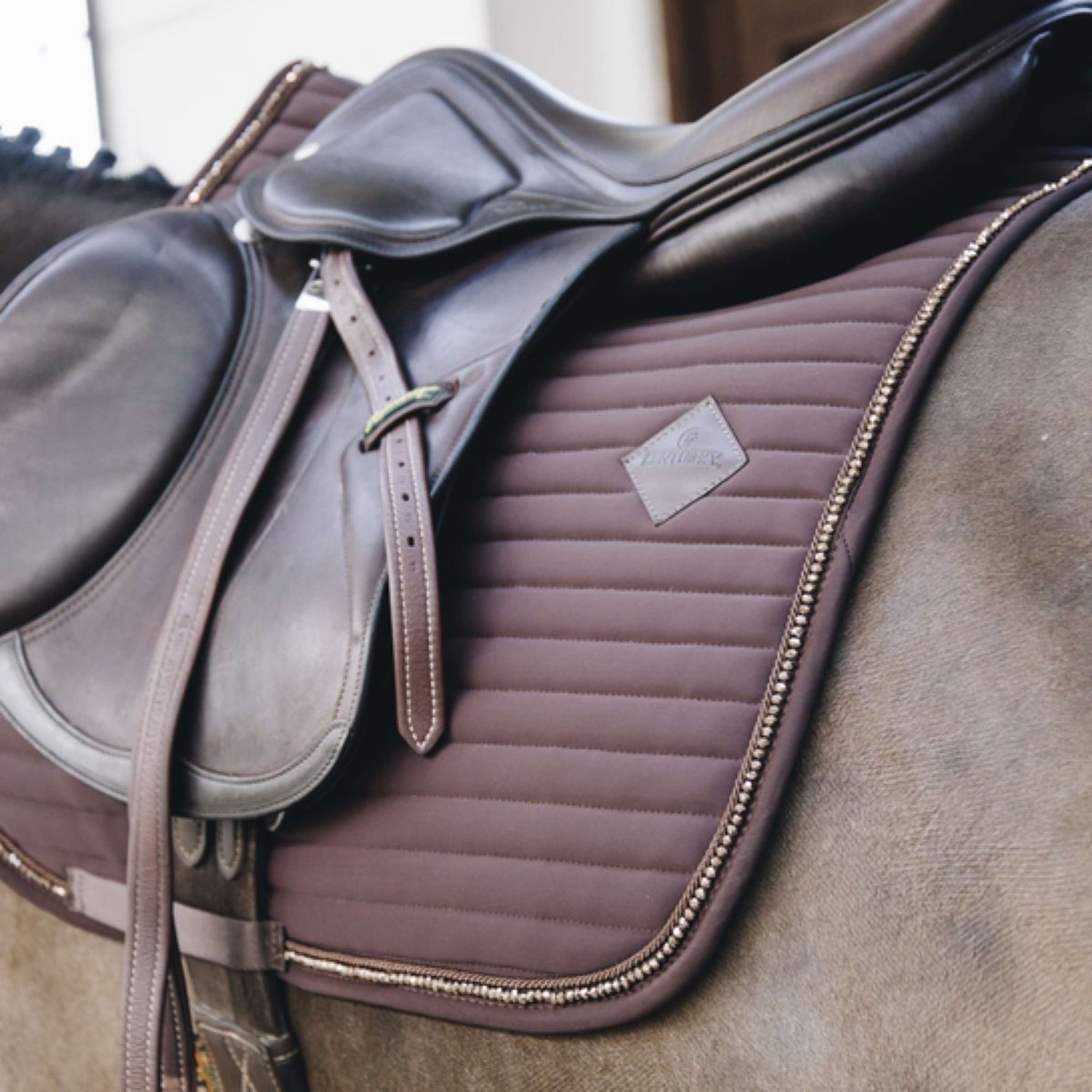 Kentucky Tapis de Selle De Saut Pearls Marron Kentucky Tapis de Selle De Saut Pearls Marron