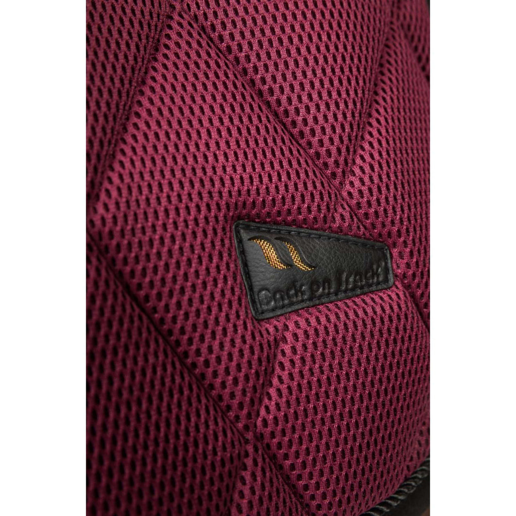 Back on Track Tapis de Selle AirFlow Dressage Vin rouge
