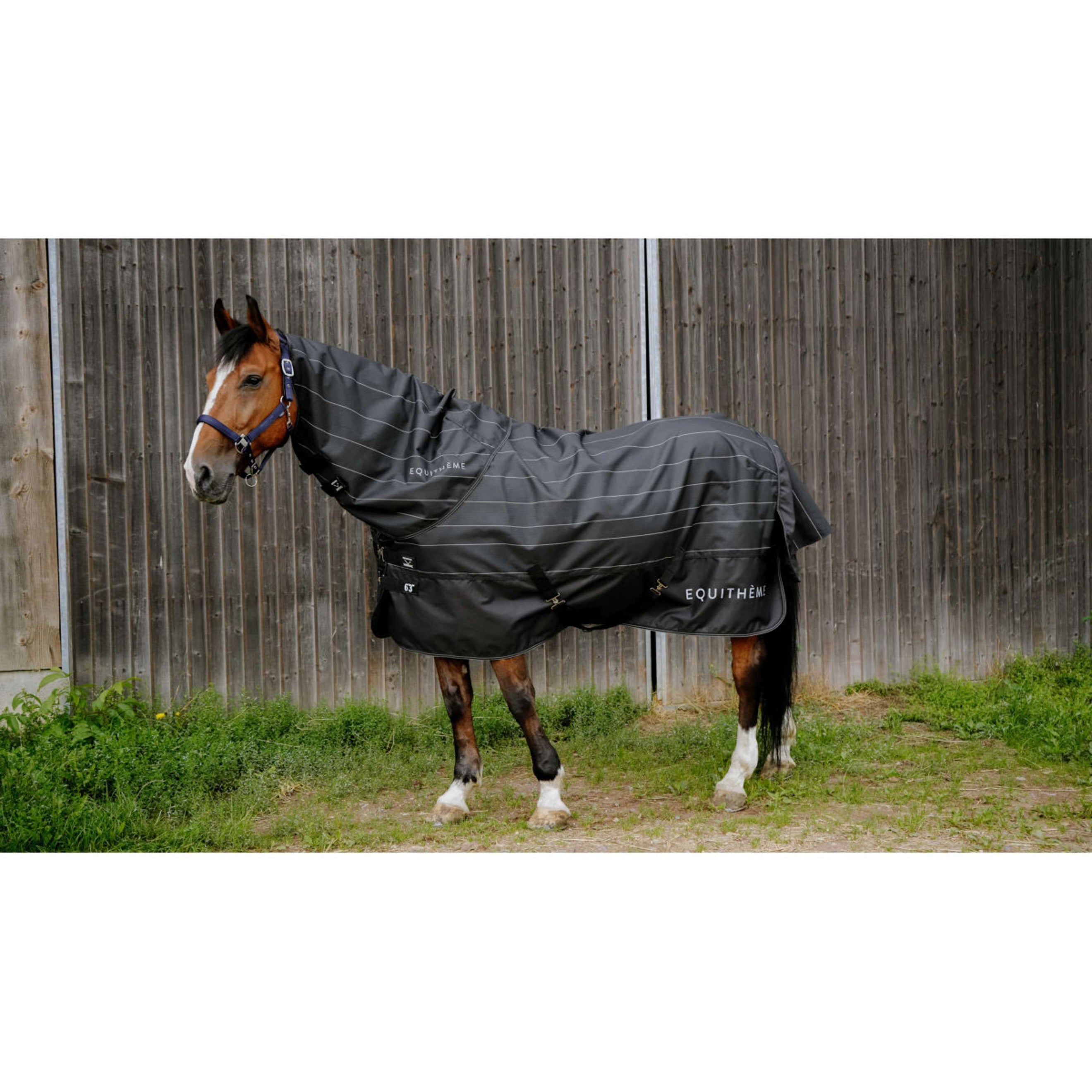 EQUITHÈME Couverture Imperméable Lumin 600D 50g Noir EQUITHÈME Couverture Imperméable Lumin 600D 50g Noir