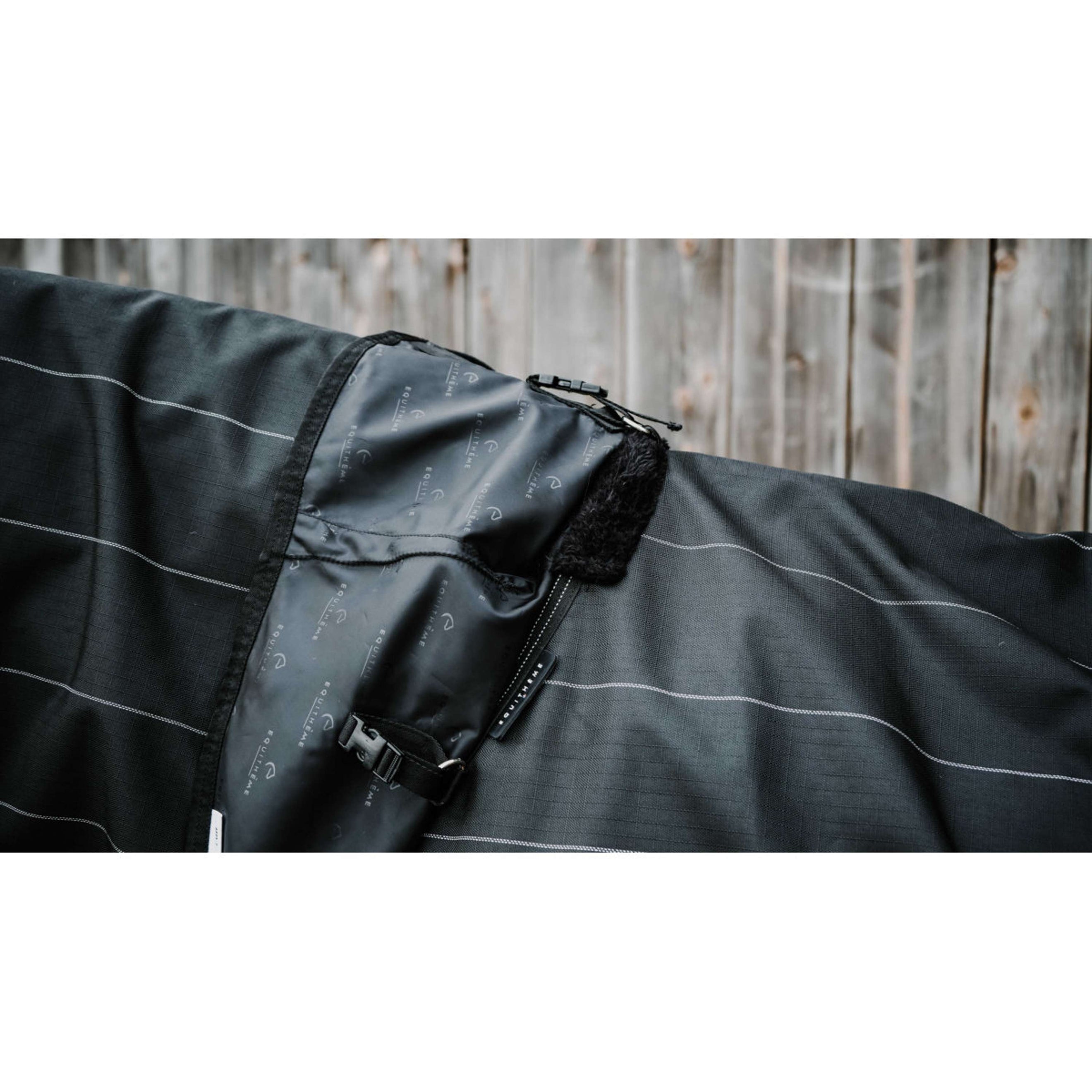 EQUITHÈME Couvre-Cou TYREX Lumin 600D 0g Noir