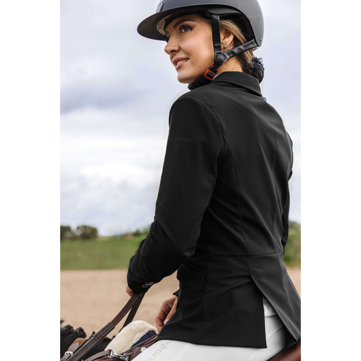 EQUITHÈME Petite Veste de Concours Nancy Noir