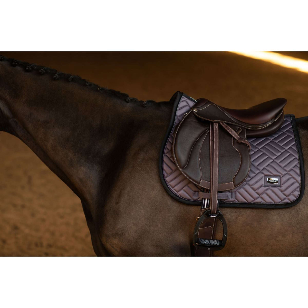 Equestrian Stockholm Tapis de Selle Modern de Saut Dark Violet
