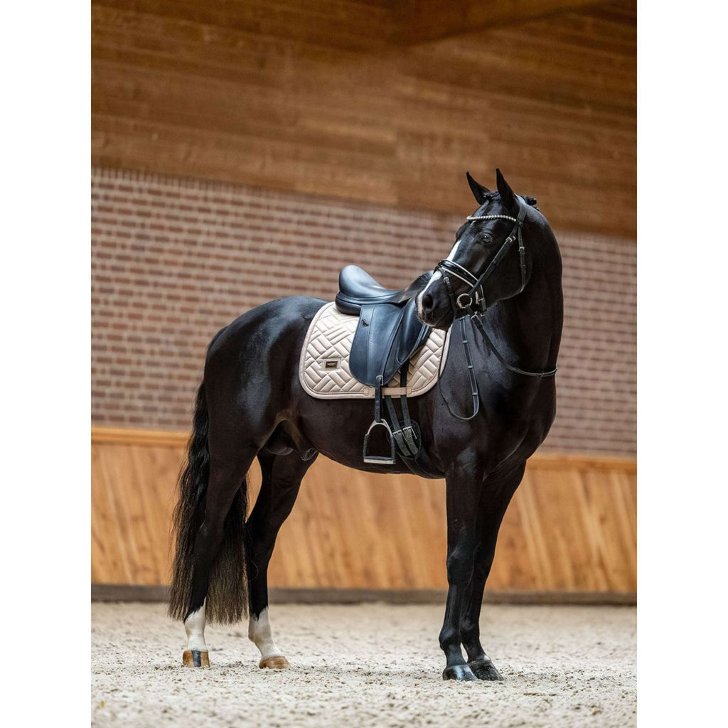 Equestrian Stockholm Tapis de Selle Modern de Saut Sable