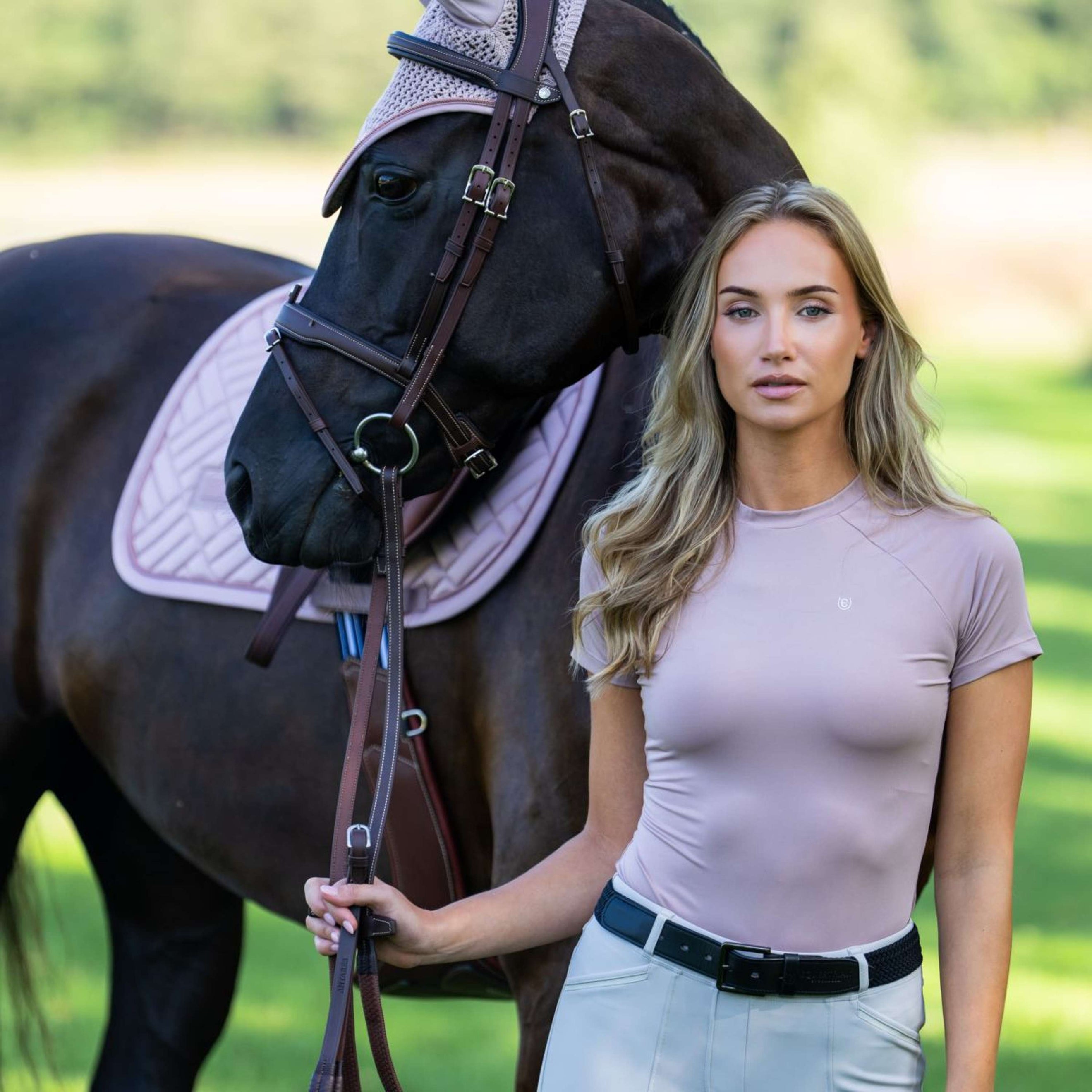 Equestrian Stockholm Chemise Dynamic Short Sleeve Midsummer Blush Equestrian Stockholm Chemise Dynamic Short Sleeve Midsummer Blush