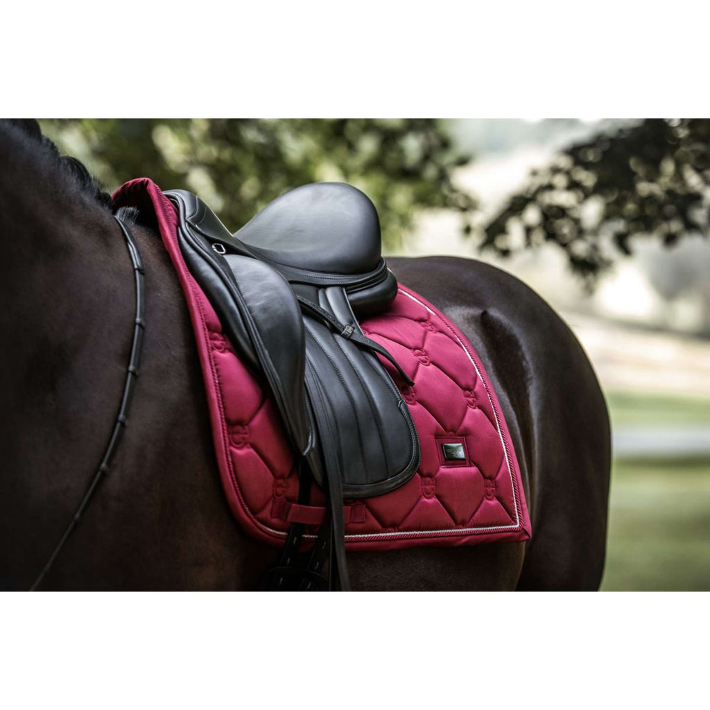 Equestrian Stockholm Tapis de Selle Dressage Bordeaux