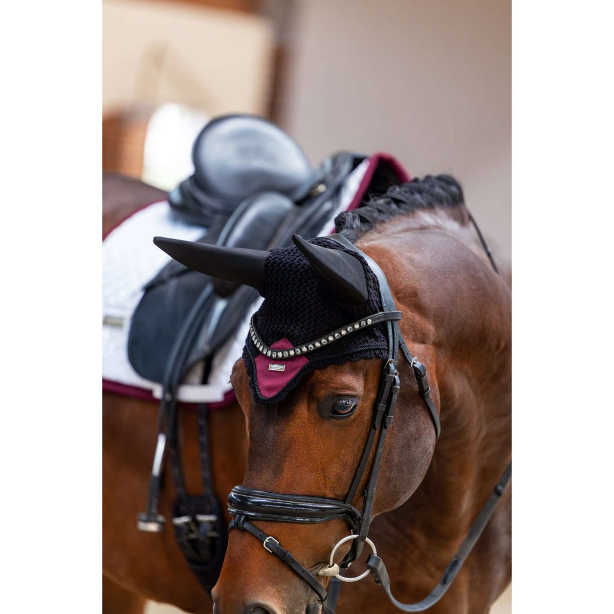 Equestrian Stockholm Bonnet Anti-Mouches Soundless Merlot