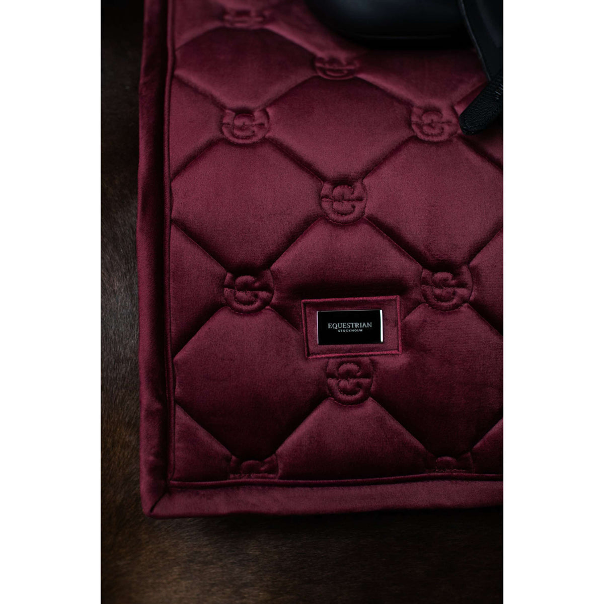 Equestrian Stockholm Tapis de Selle Velvet Dressage Merlot