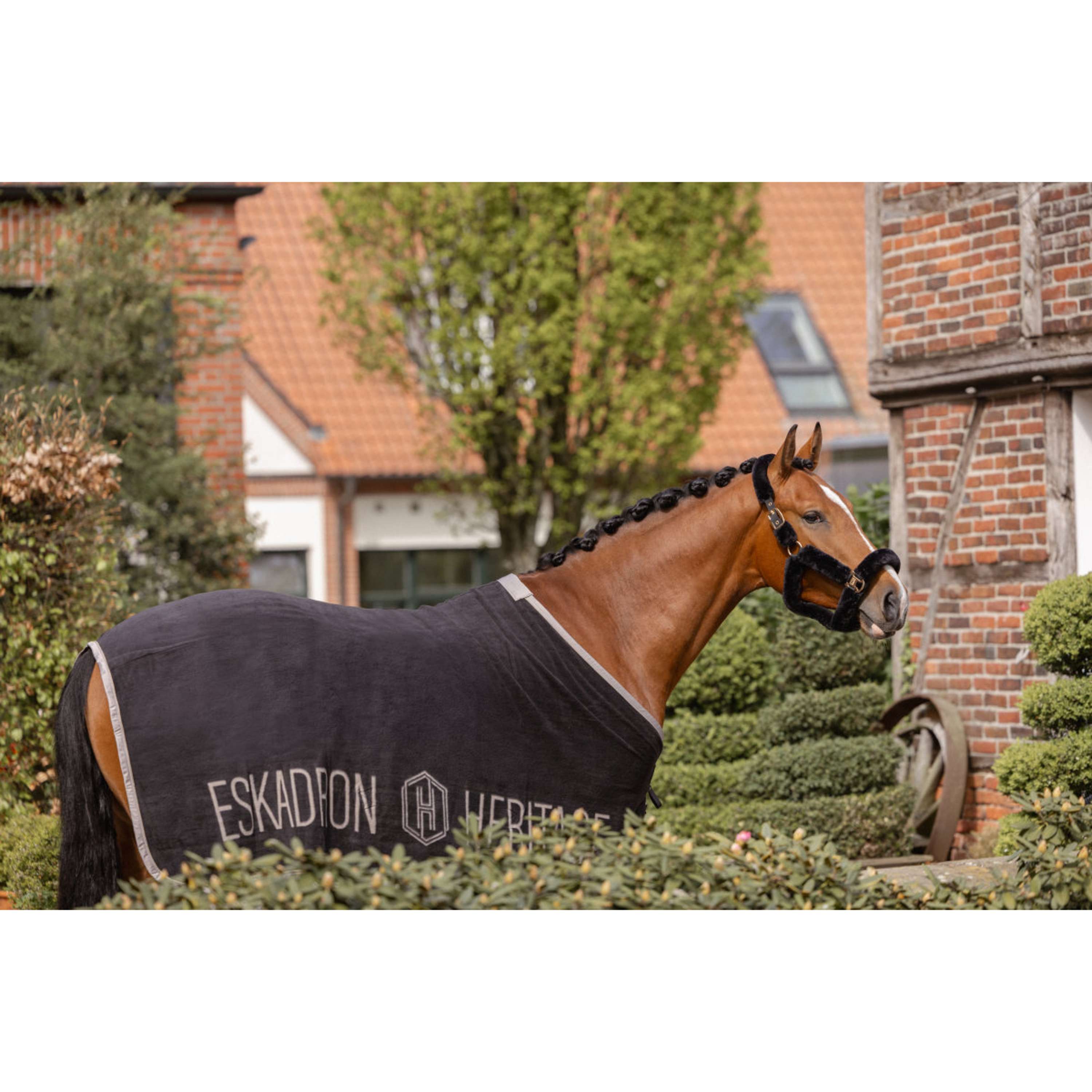 Eskadron Licol Heritage Faux Fur Complete Dp Noir