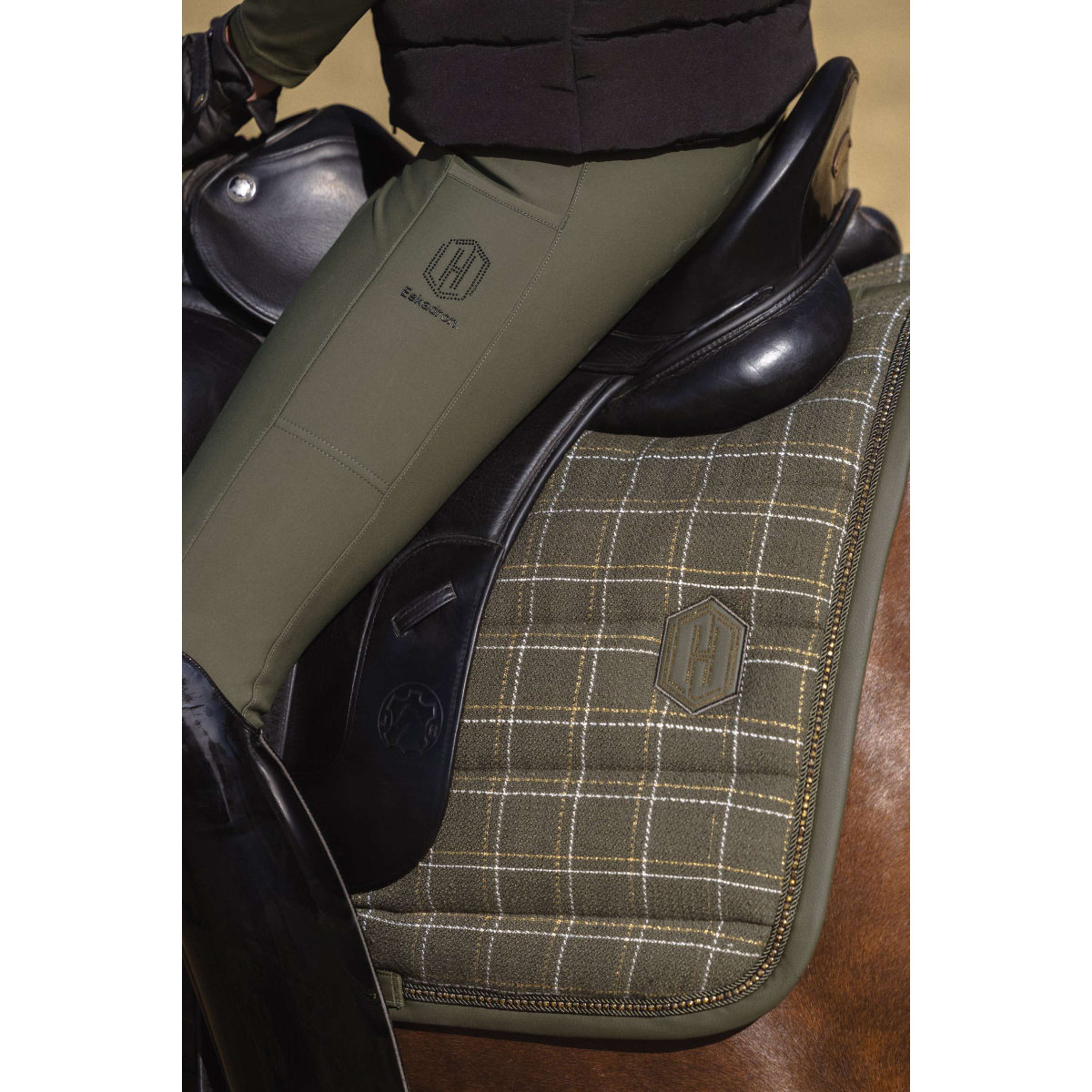 Eskadron Tapis de Selle Heritage Bouclé Crystal Dressage Deep Moss