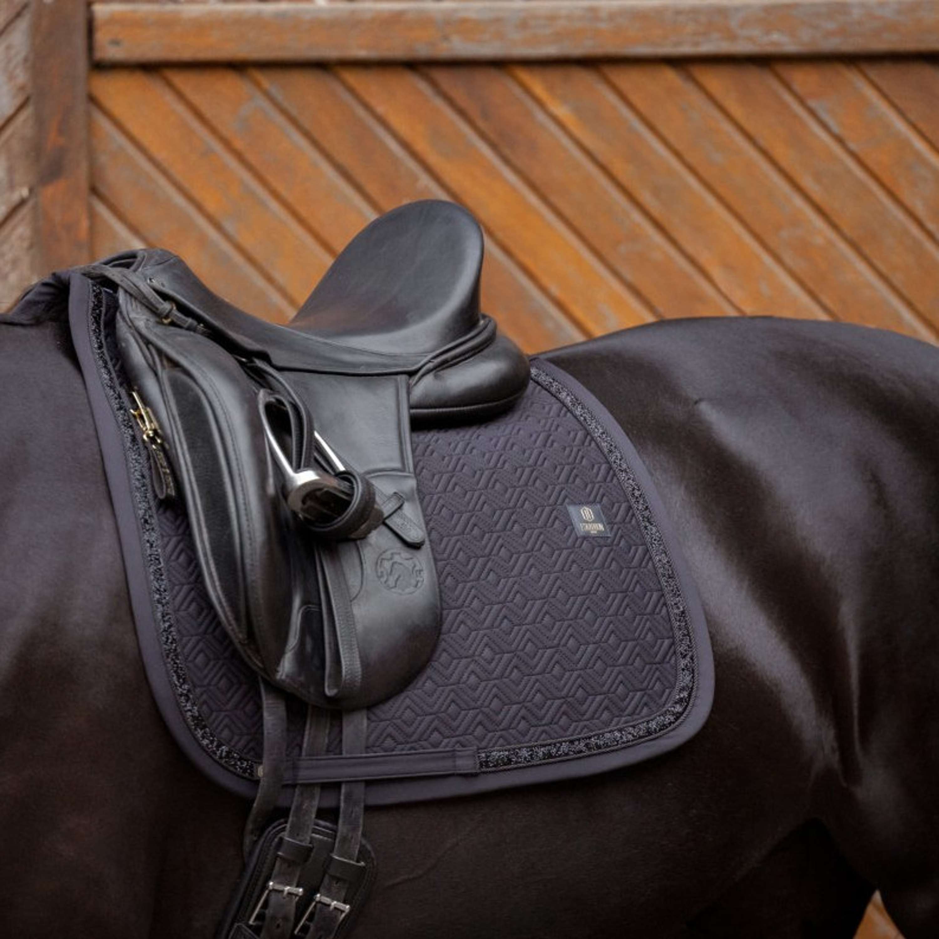Eskadron Tapis de Selle Heritage Pro Soft Jewel Dressage Noir