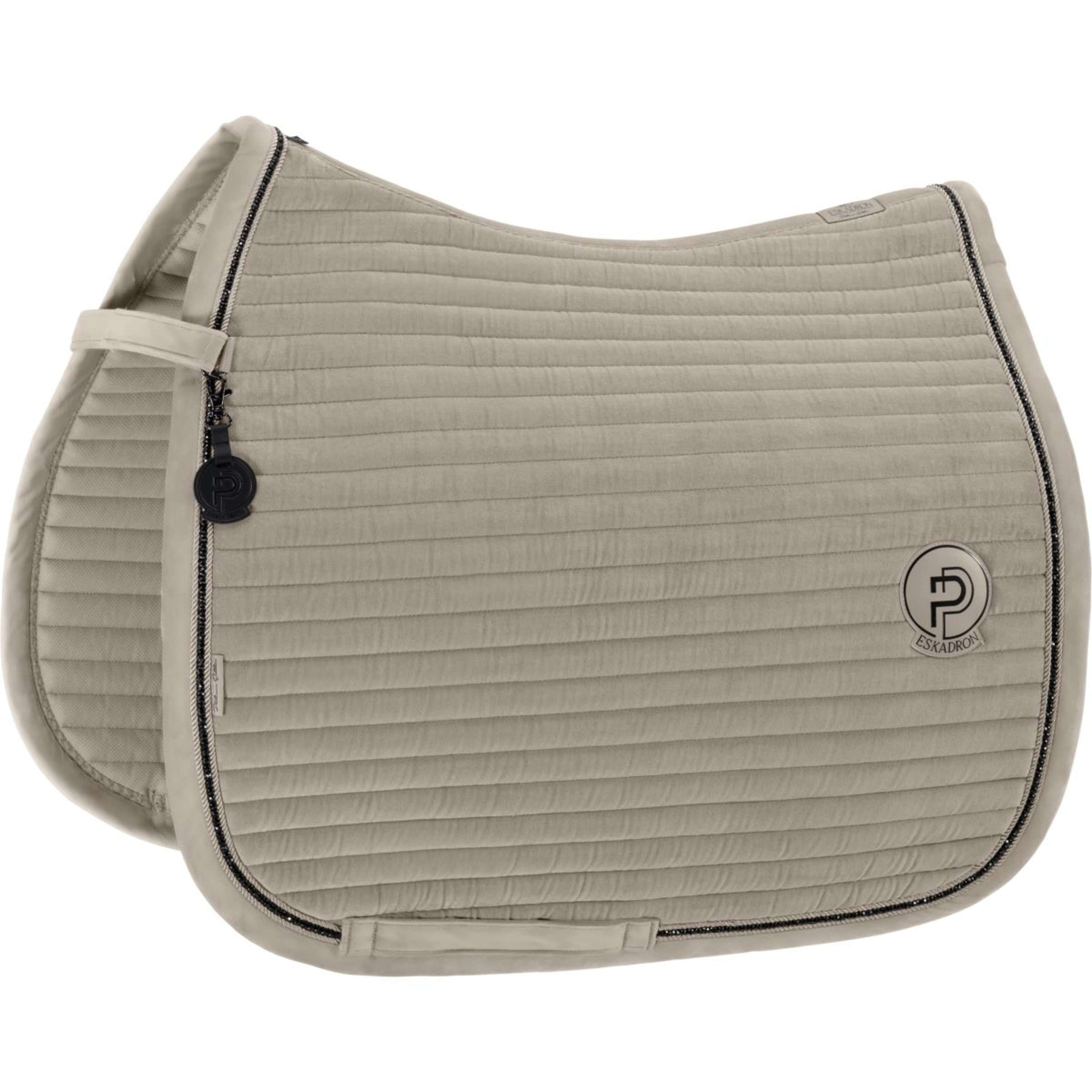 Eskadron Tapis de Selle Platinum '26 Velvet Crystal Dressage Pale Grey Eskadron Tapis de Selle Platinum '26 Velvet Crystal Dressage Pale Grey