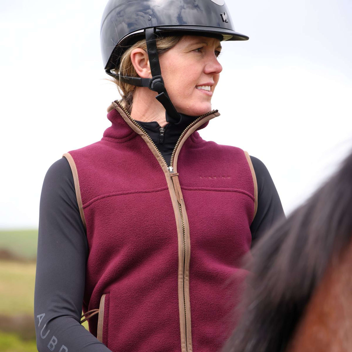 Aubrion by Shires Bodychauffant Original Fleece Maroon Red