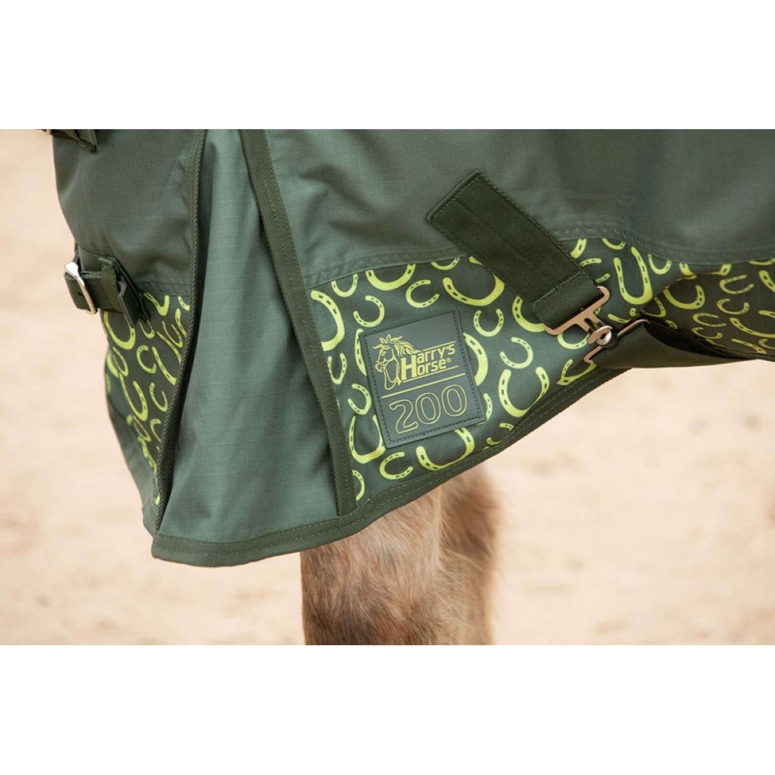 Harry's Horse Couverture Imperméable STOUT! Lime 200g Armée Verte Harry's Horse Couverture Imperméable STOUT! Lime 200g Armée Verte