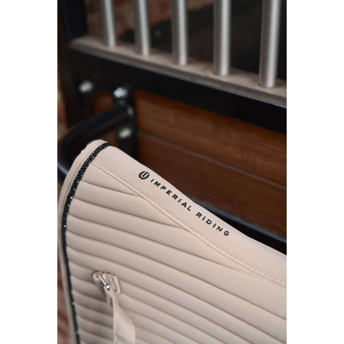 Imperial Riding Tapis de Selle IRHJosie de Saut Taupe
