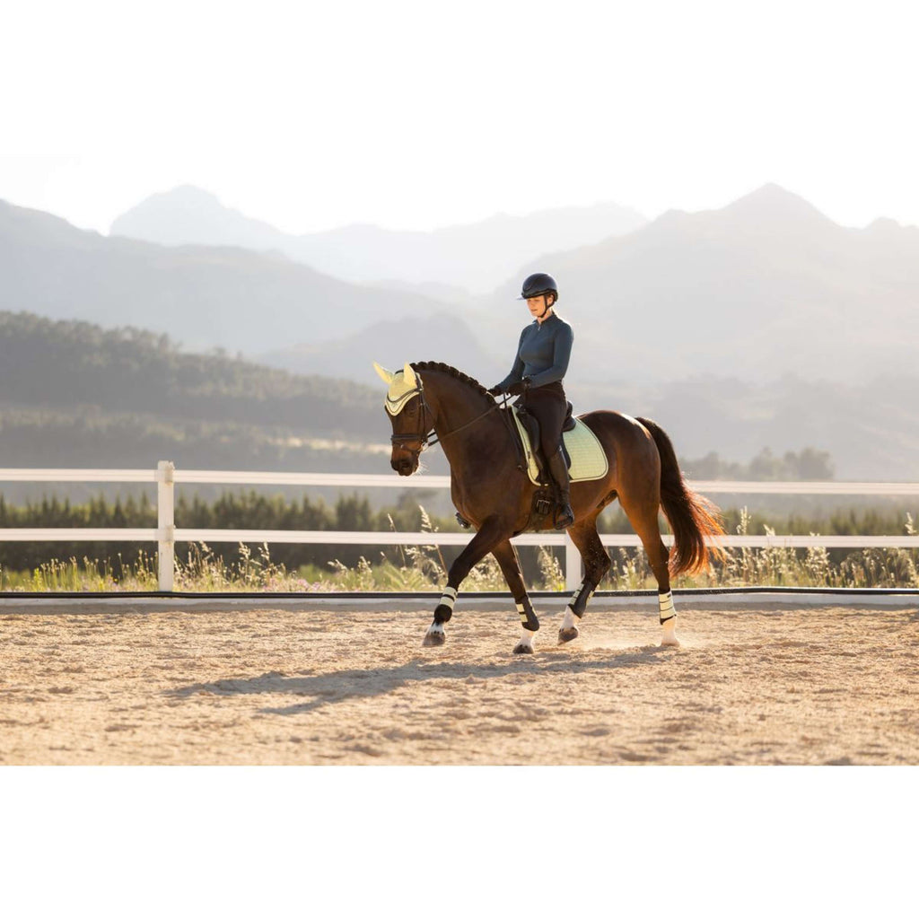 LeMieux Tapis de Selle Suede Square Dressage Macaron