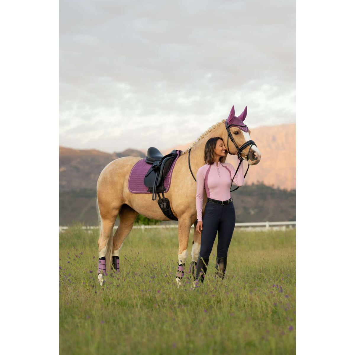 LeMieux Tapis de Selle Suede Square Dressage Mallow