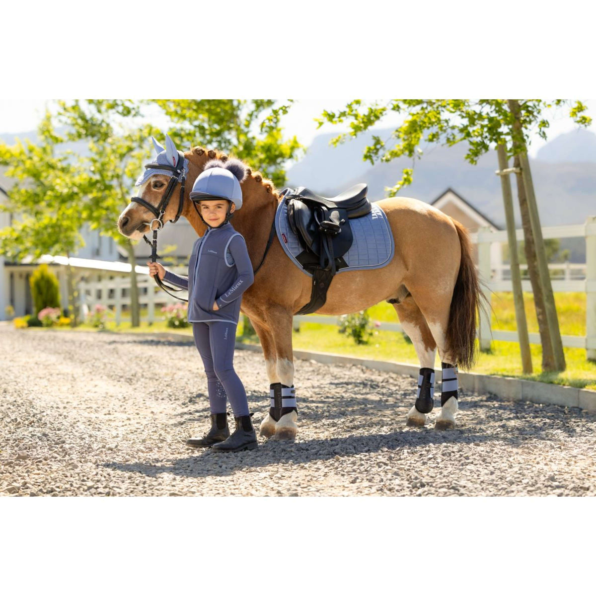 LeMieux Tapis de Selle Mini Suede Close Contact Square de Saut Powder Blue