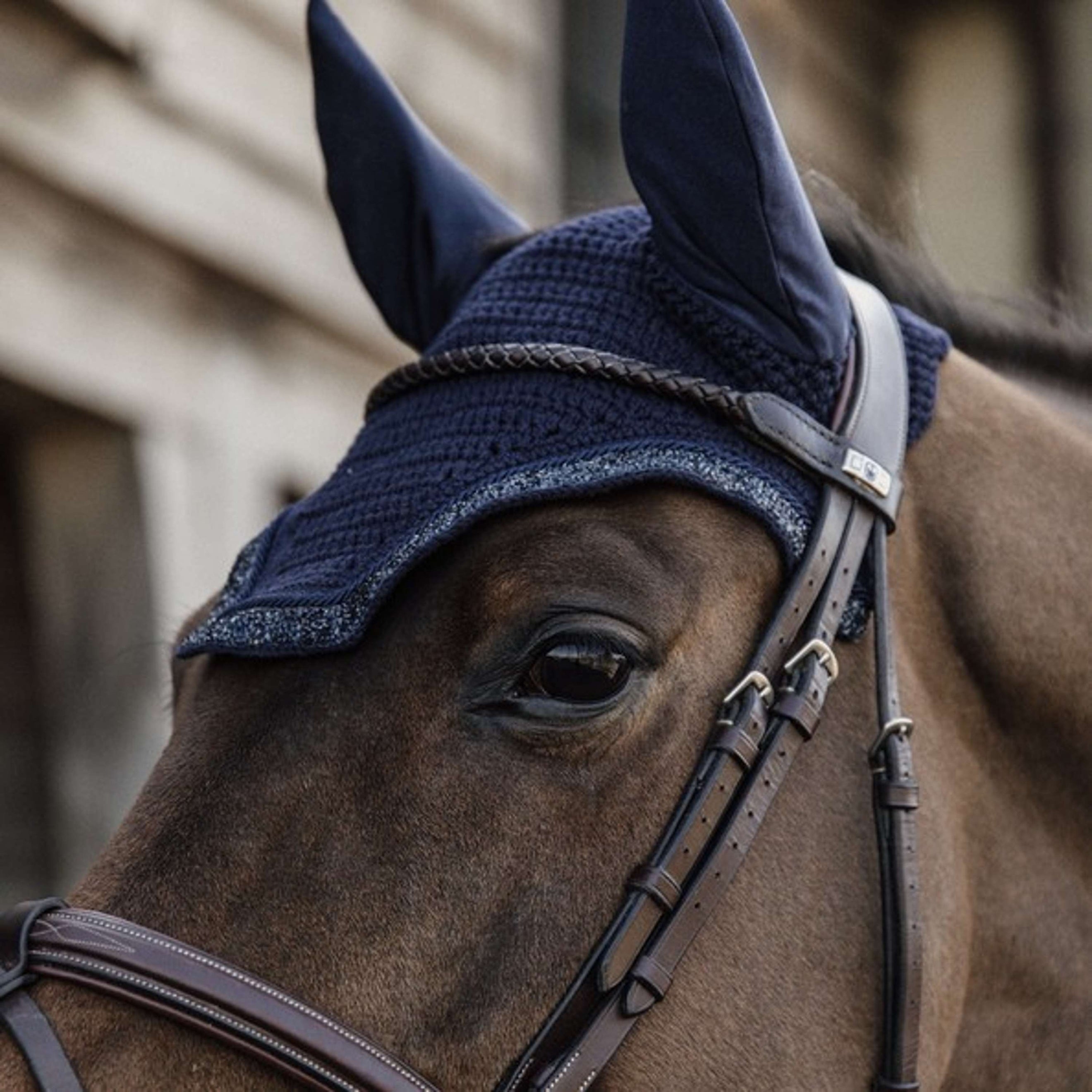 Kentucky Bonnet Anti-Mouches Wellington Paillettes Pierres Soundless Bleu Foncé Kentucky Bonnet Anti-Mouches Wellington Paillettes Pierres Soundless Bleu Foncé