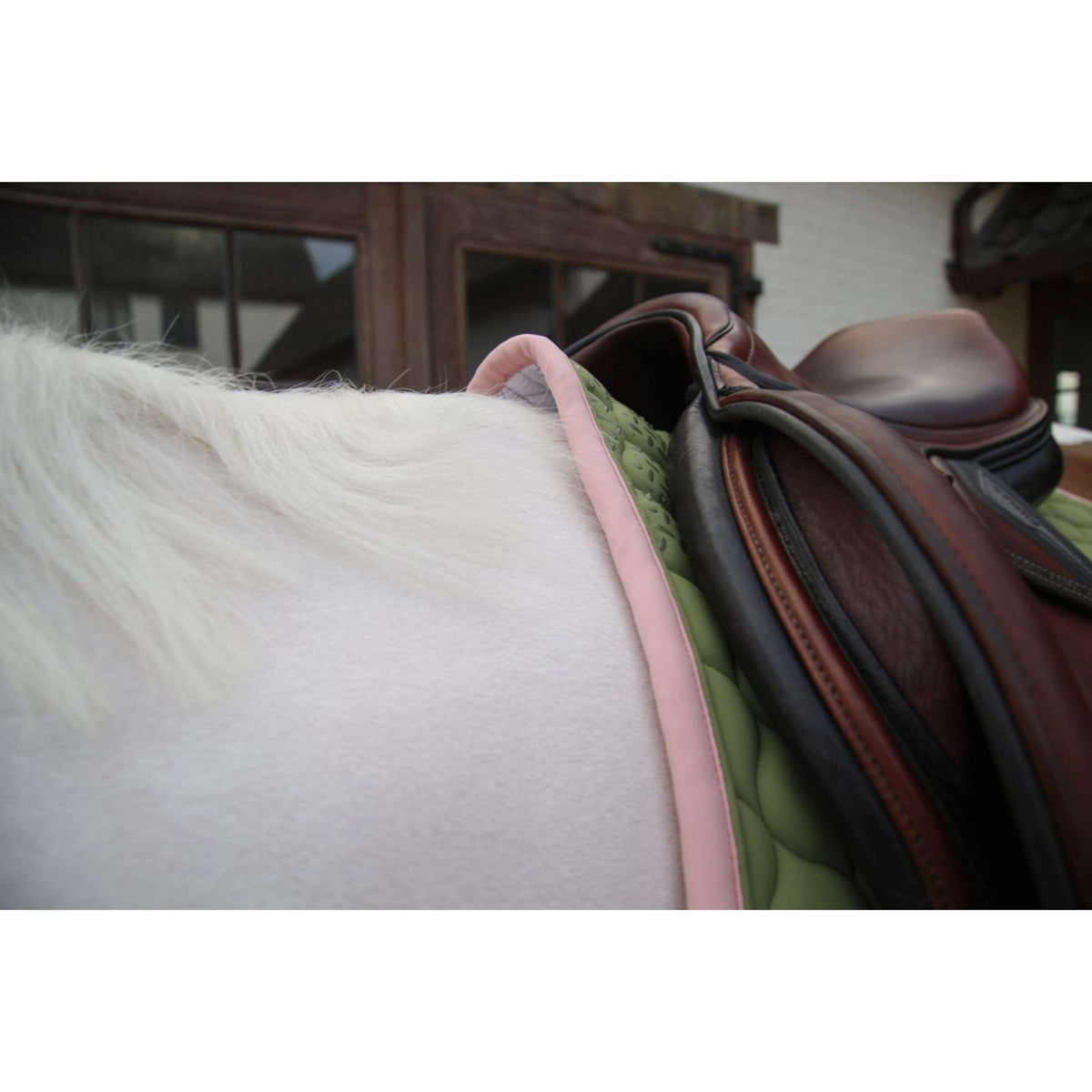 Kentucky Horsewear Tapis de Selle Softshell Onion Quilt de Saut Kaki/Vieux Rose