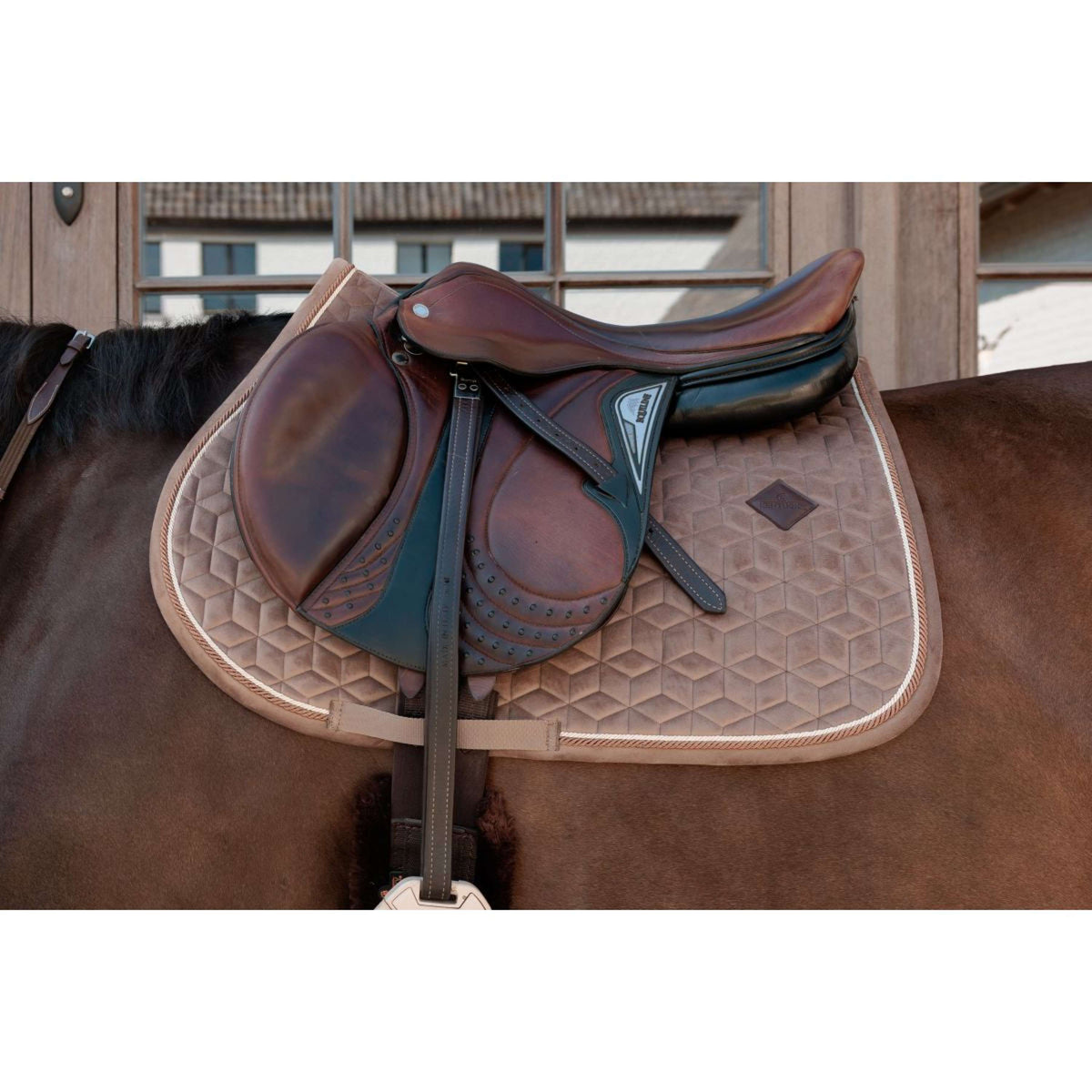 Kentucky Tapis de Selle Velvet de Saut Beige