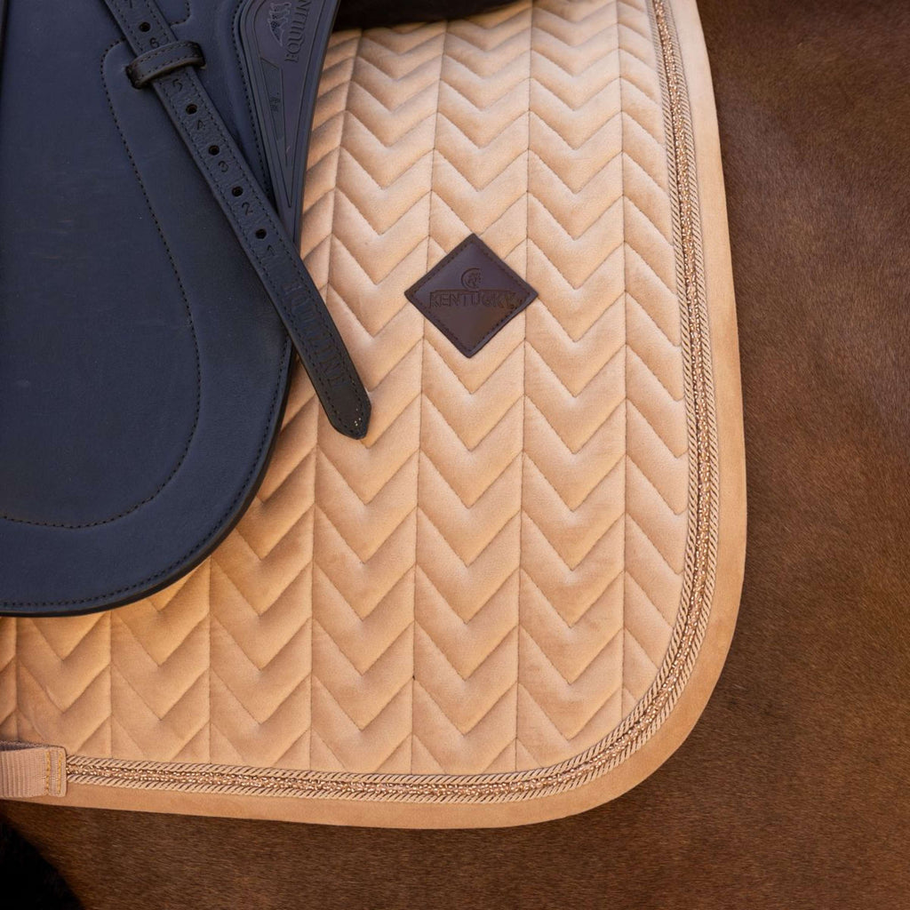 Kentucky Tapis de Selle Velvet Mini Pearls Dressage Beige