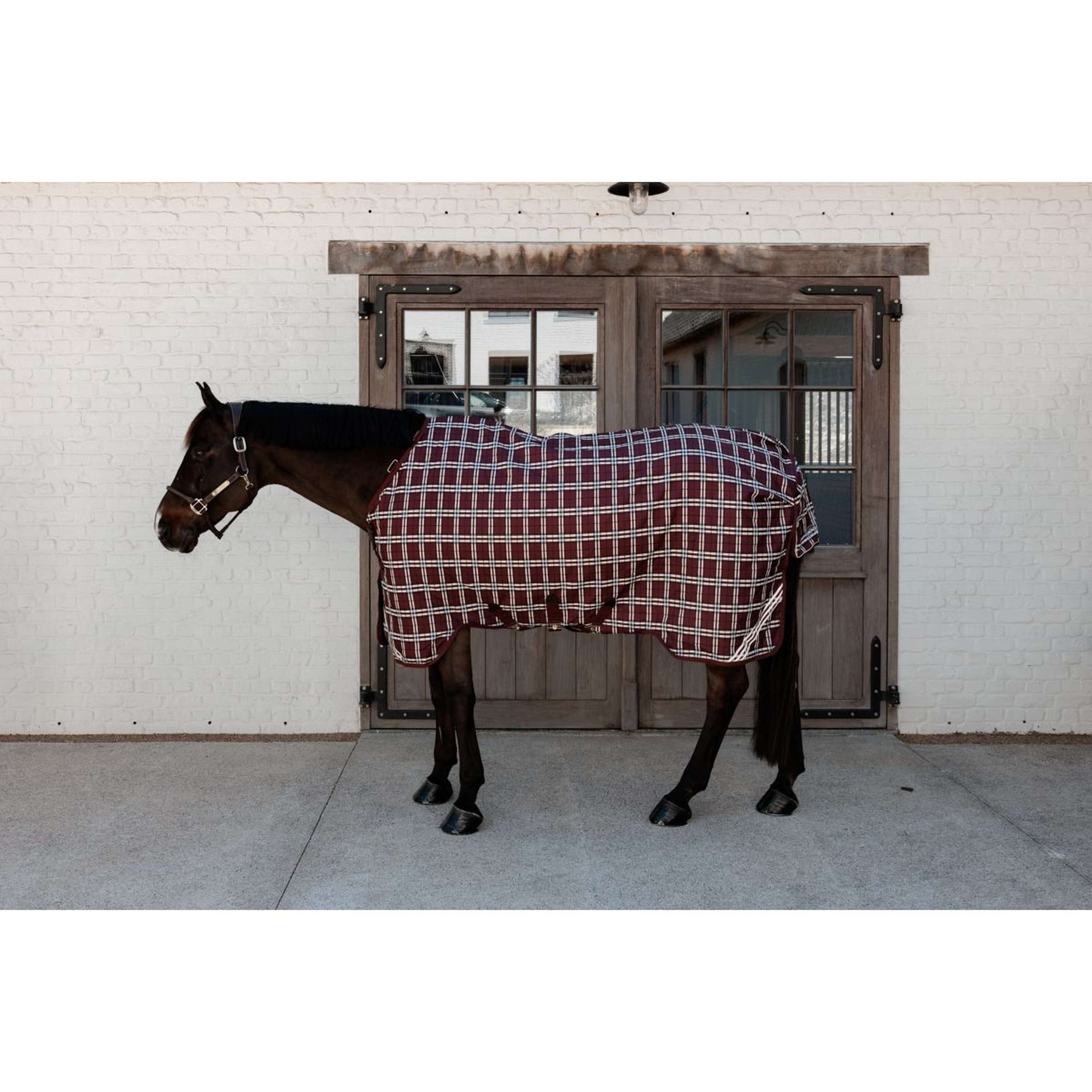 Kentucky Horsewear Couverture d'Hiver All Weather Waterproof Comfort 200g Bordeaux Kentucky Horsewear Couverture d'Hiver All Weather Waterproof Comfort 200g Bordeaux