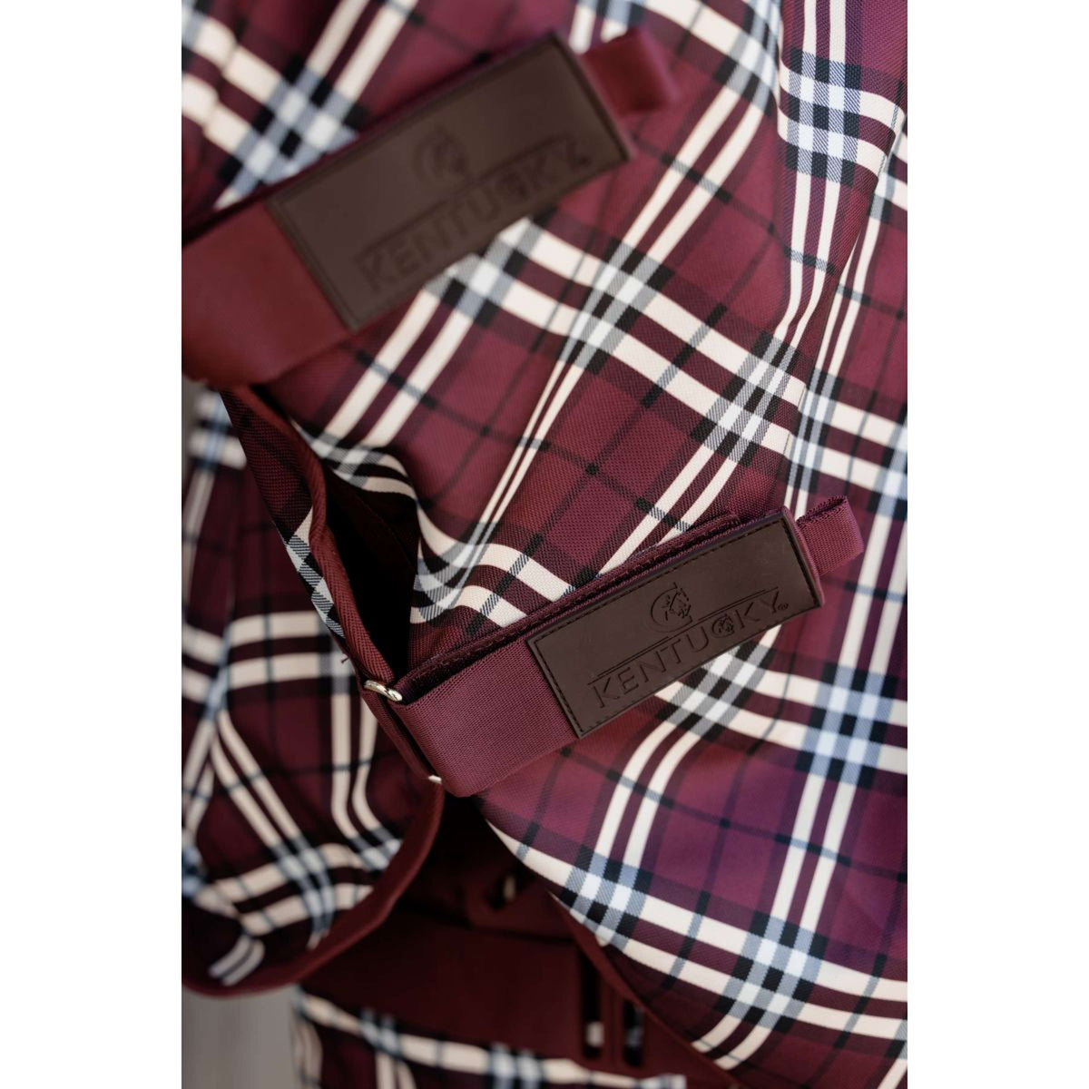 Kentucky Horsewear Couvre-Cou All Weather Waterproof Comfort 100g Bordeaux