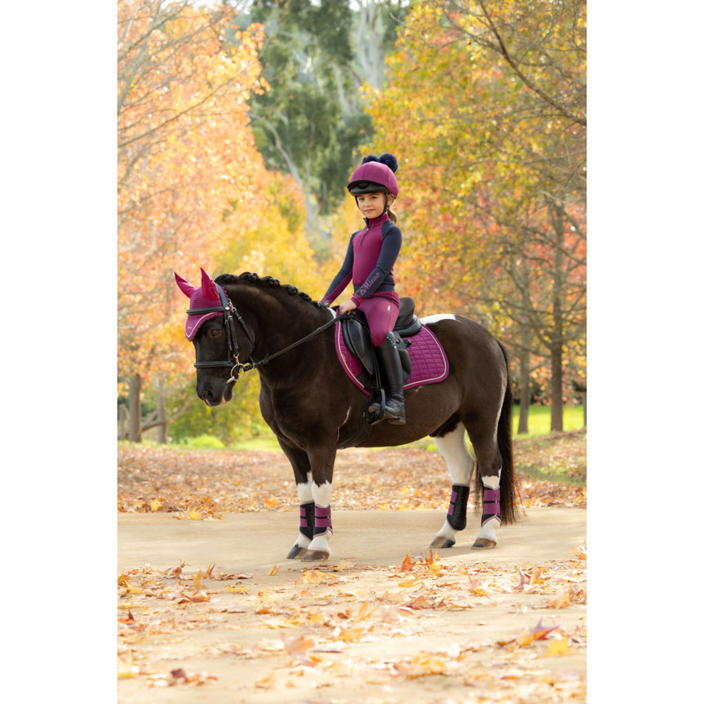 LeMieux Tapis de Selle Suede Close Contact Square de Saut Blackberry