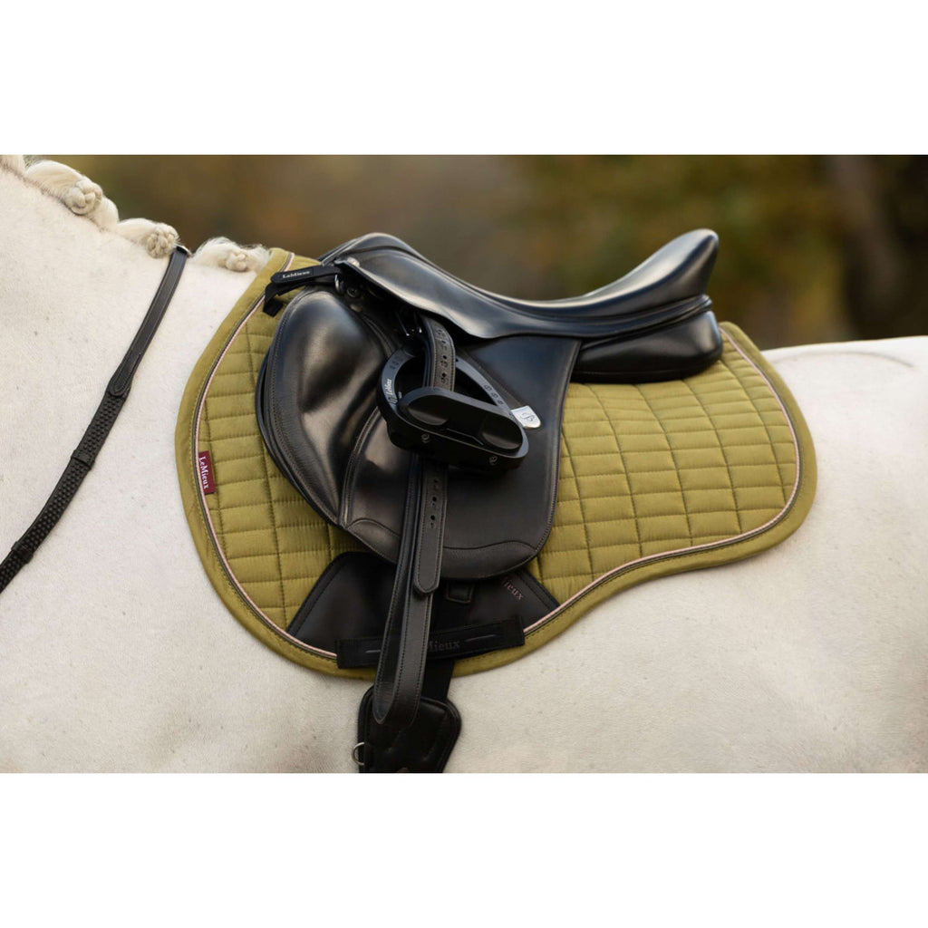 LeMieux Tapis de Selle Suede Square Polyvalence Gooseberry