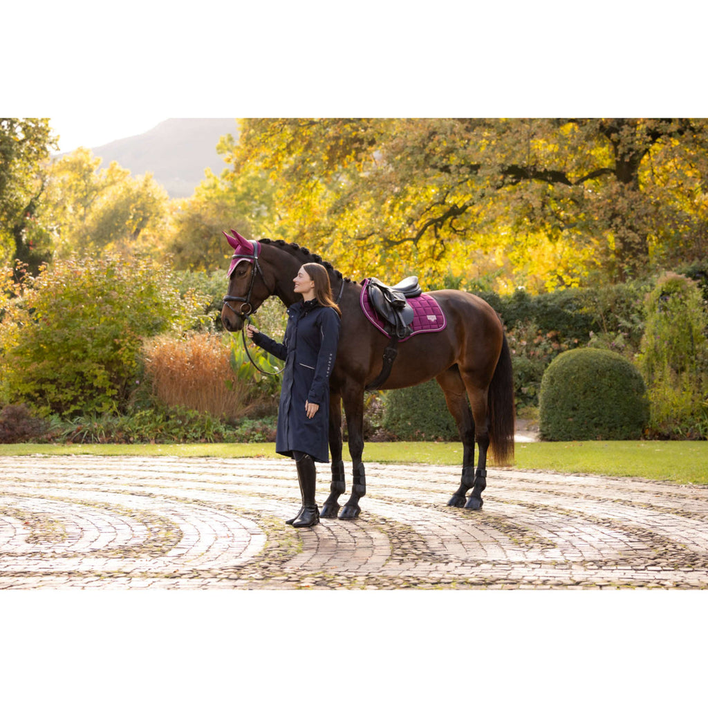 LeMieux Tapis de Selle Loire Classic Close Contact Square de Saut Blackberry