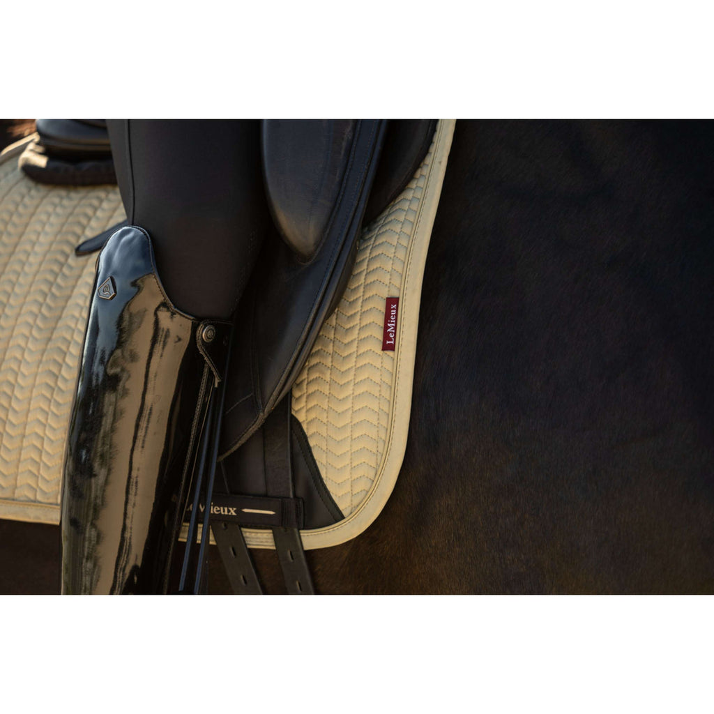 LeMieux Tapis de Selle Essence Dressage Pear
