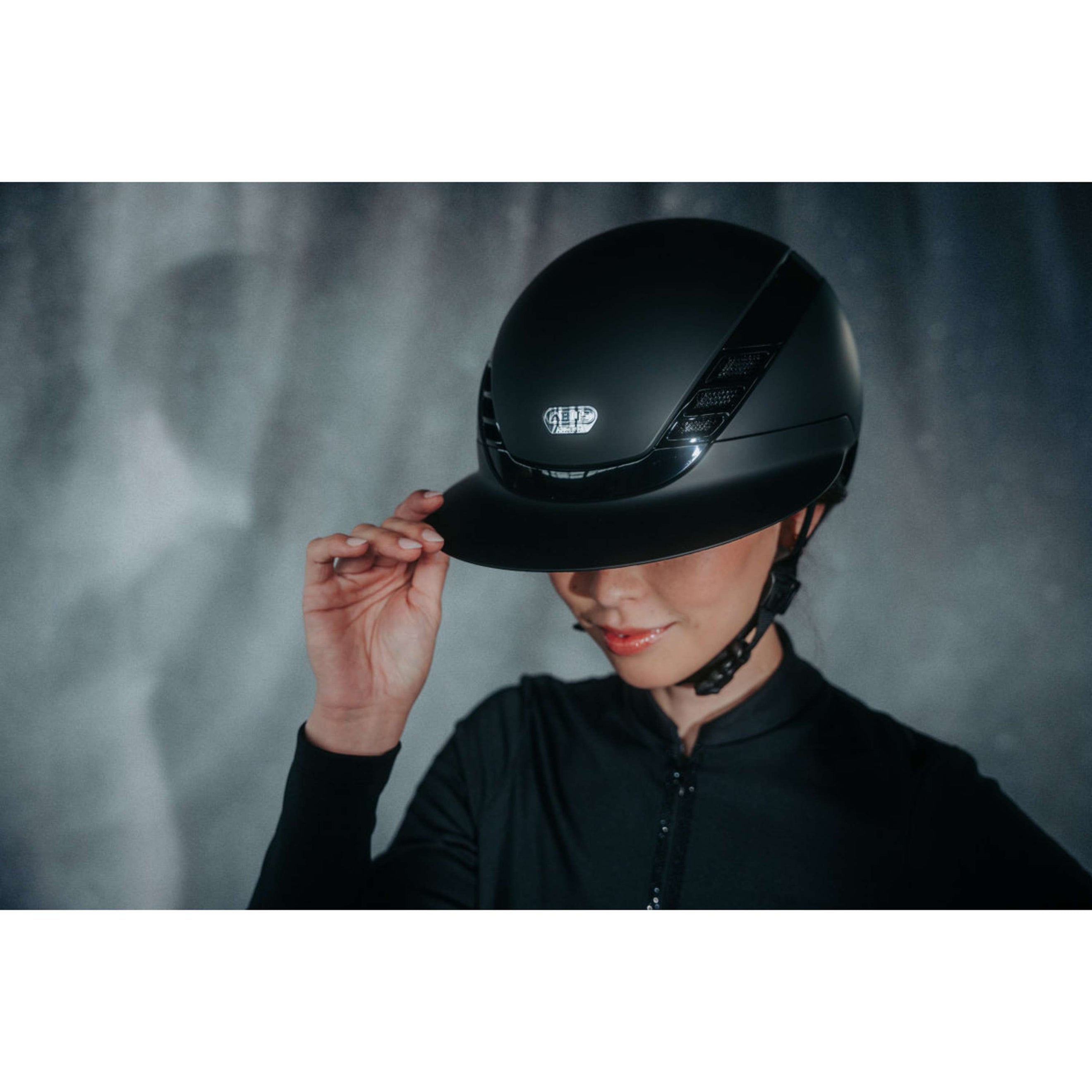 Pikeur Bombe AirLuxe Pure Visière longue Noir