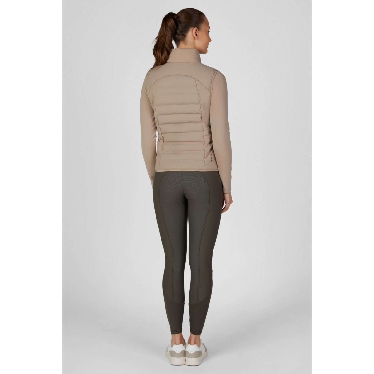 Pikeur Bodychauffant Quilted FlexVest Athleisure AW26 Mocha Cream