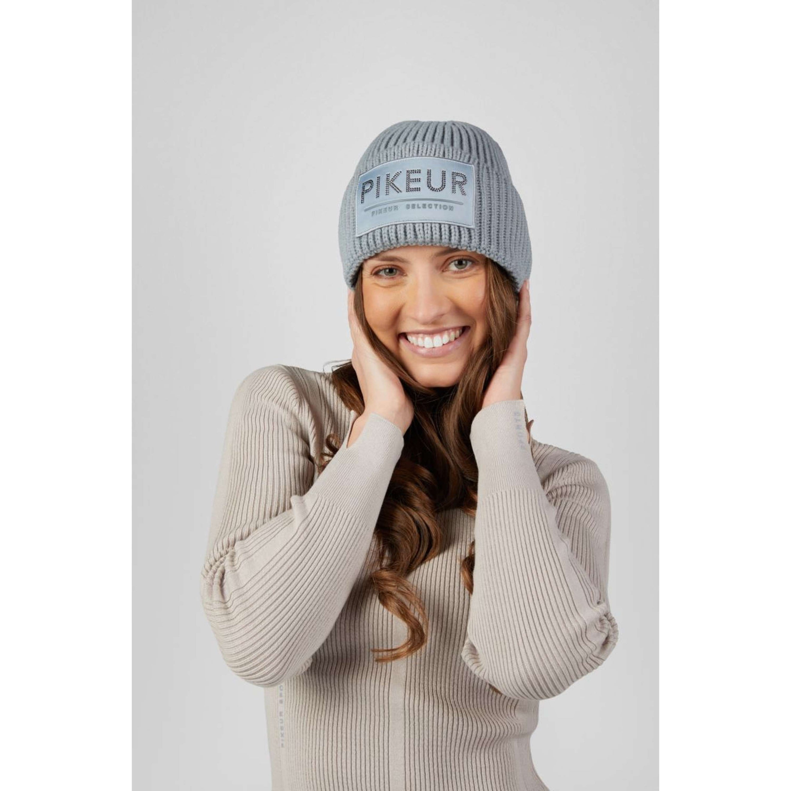 Pikeur Bonnet Selection Satin AW26 Dusty Blue