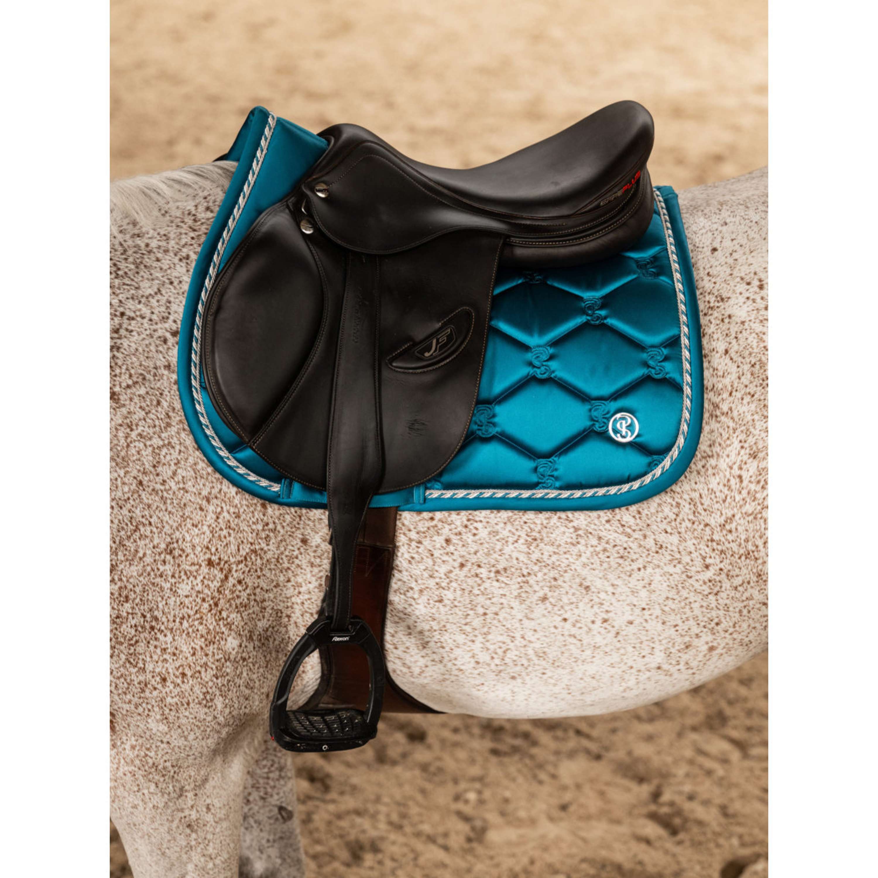 PS of Sweden Tapis de Selle Signature de Saut Evening Teal