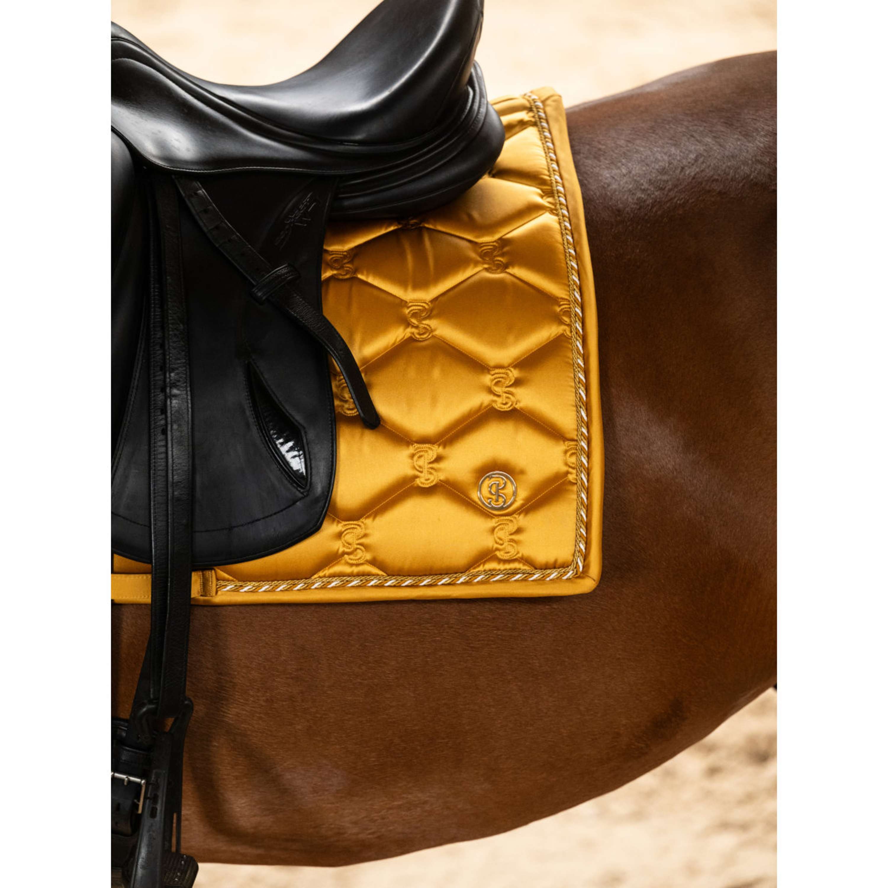 PS of Sweden Tapis de Selle Signature Dressage Old Gold