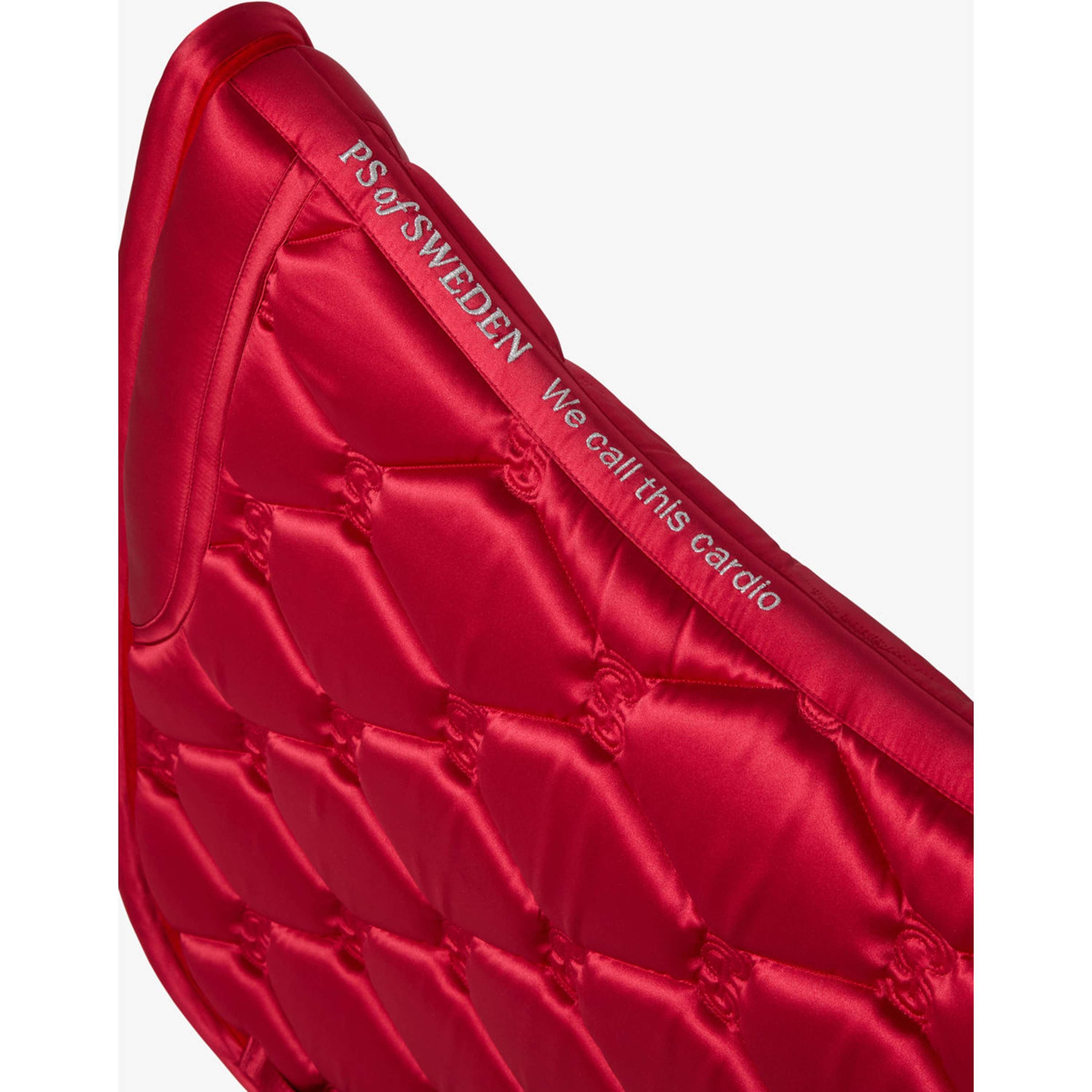 PS of Sweden Tapis de Selle Ruffle Dressage Cranberry Red