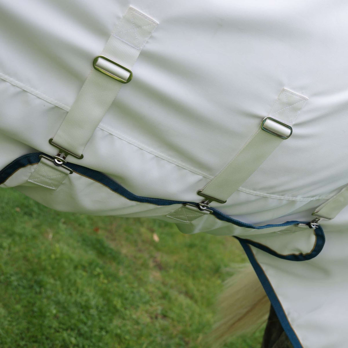 Tempest Plus by Shires Couverture Anti-Eczema Sweet-Itch Combo Blanc/Airforce