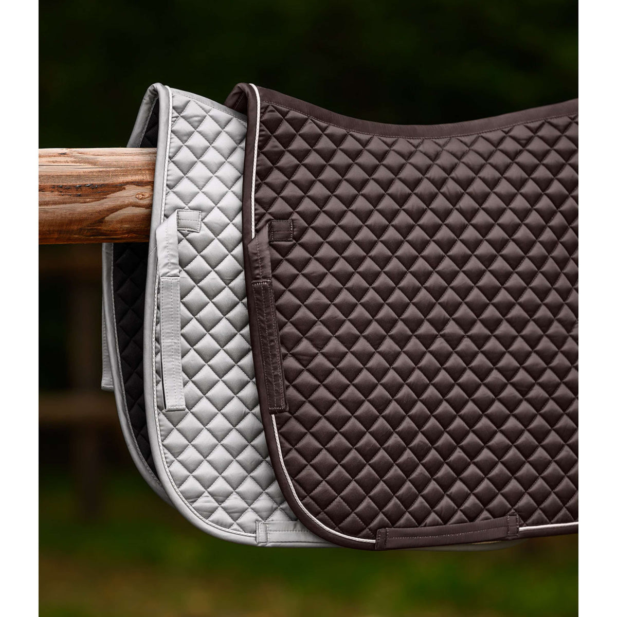 Waldhausen Tapis de Selle Felix Glam Polyvalent Espresso